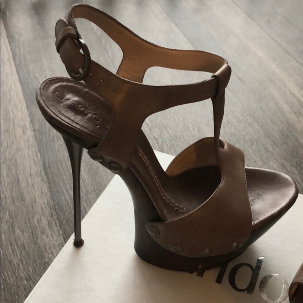 Shoes - Picture 3 of 3